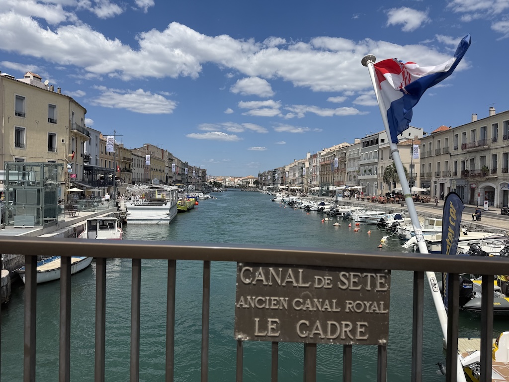 Transfert Côte d’Azur Espagne avec arrêt gastronomique à Sète